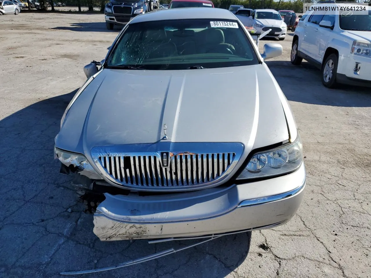 2004 Lincoln Town Car Executive VIN: 1LNHM81W14Y641234 Lot: 80115244