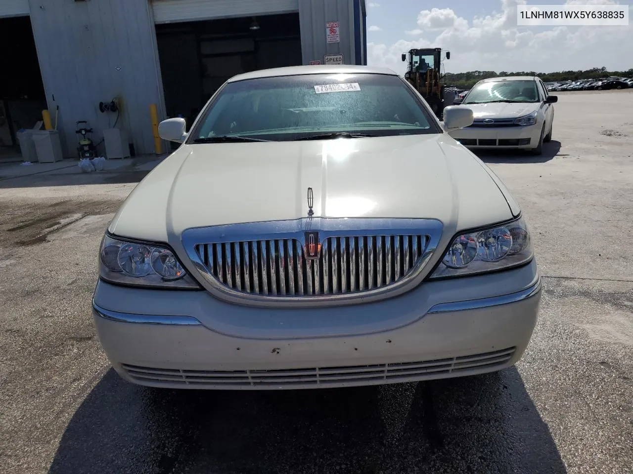 2005 Lincoln Town Car Signature VIN: 1LNHM81WX5Y638835 Lot: 78402664