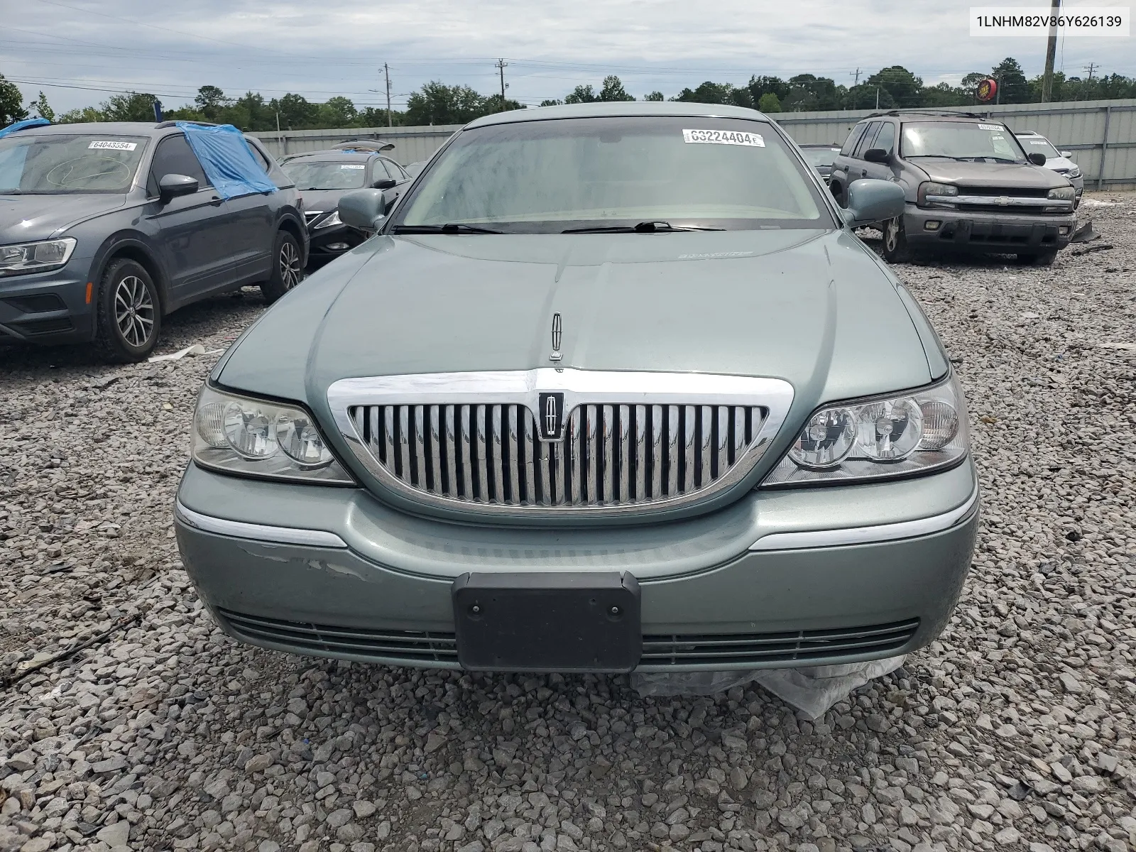 1LNHM82V86Y626139 2006 Lincoln Town Car Signature Limited