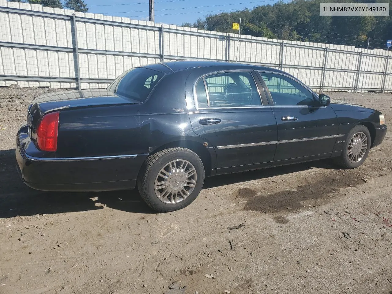 2006 Lincoln Town Car Signature Limited VIN: 1LNHM82VX6Y649180 Lot: 72556784