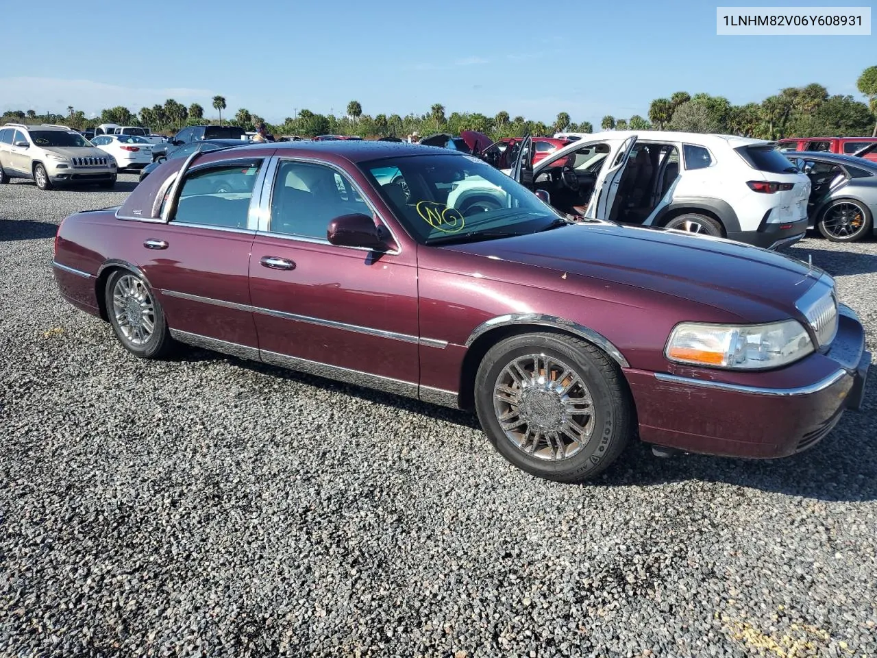 2006 Lincoln Town Car Signature Limited VIN: 1LNHM82V06Y608931 Lot: 73642814