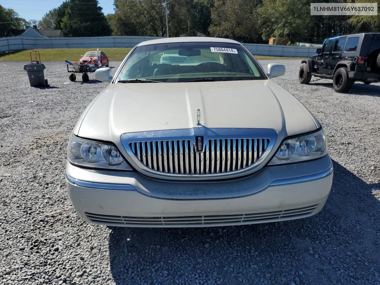 2006 Lincoln Town Car Signature VIN: 1LNHM81V66Y637092 Lot: 75864414