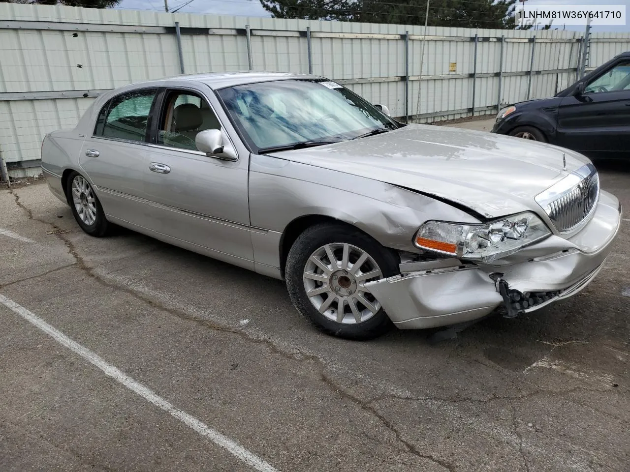 2006 Lincoln Town Car Signature VIN: 1LNHM81W36Y641710 Lot: 77880224