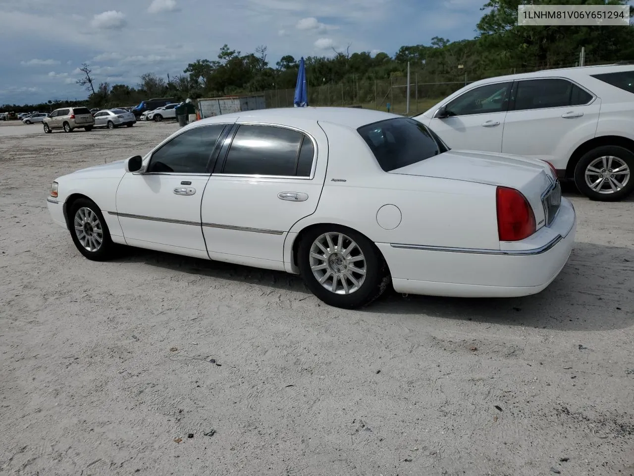 2006 Lincoln Town Car Signature VIN: 1LNHM81V06Y651294 Lot: 78050754