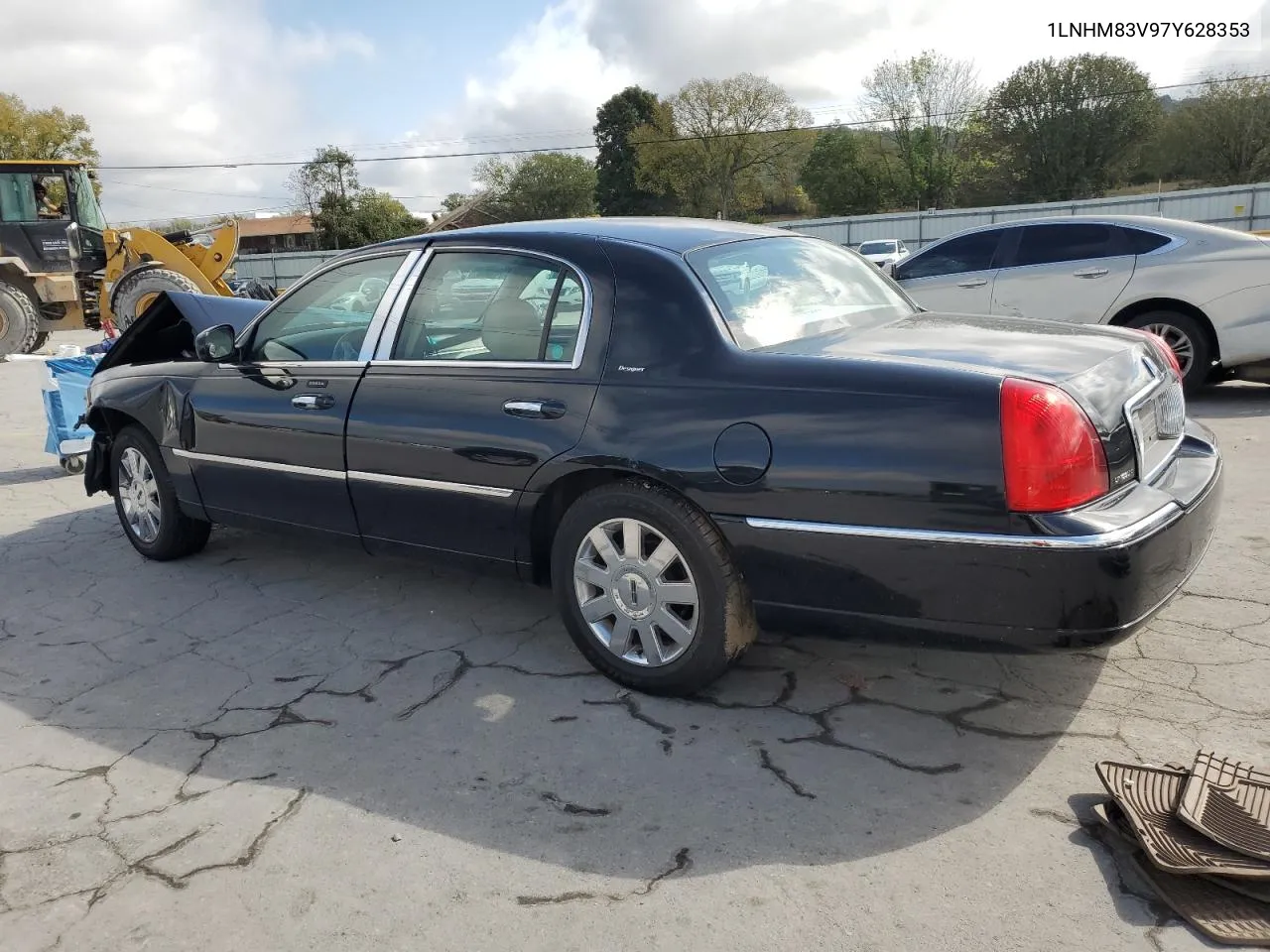 2007 Lincoln Town Car Designer VIN: 1LNHM83V97Y628353 Lot: 71977014