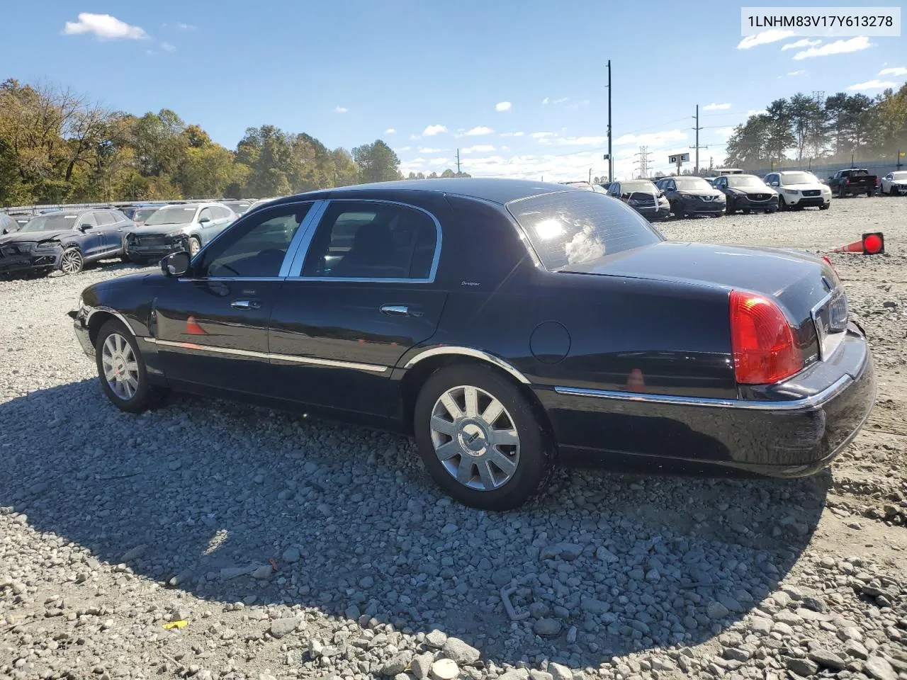 2007 Lincoln Town Car Designer VIN: 1LNHM83V17Y613278 Lot: 76785354