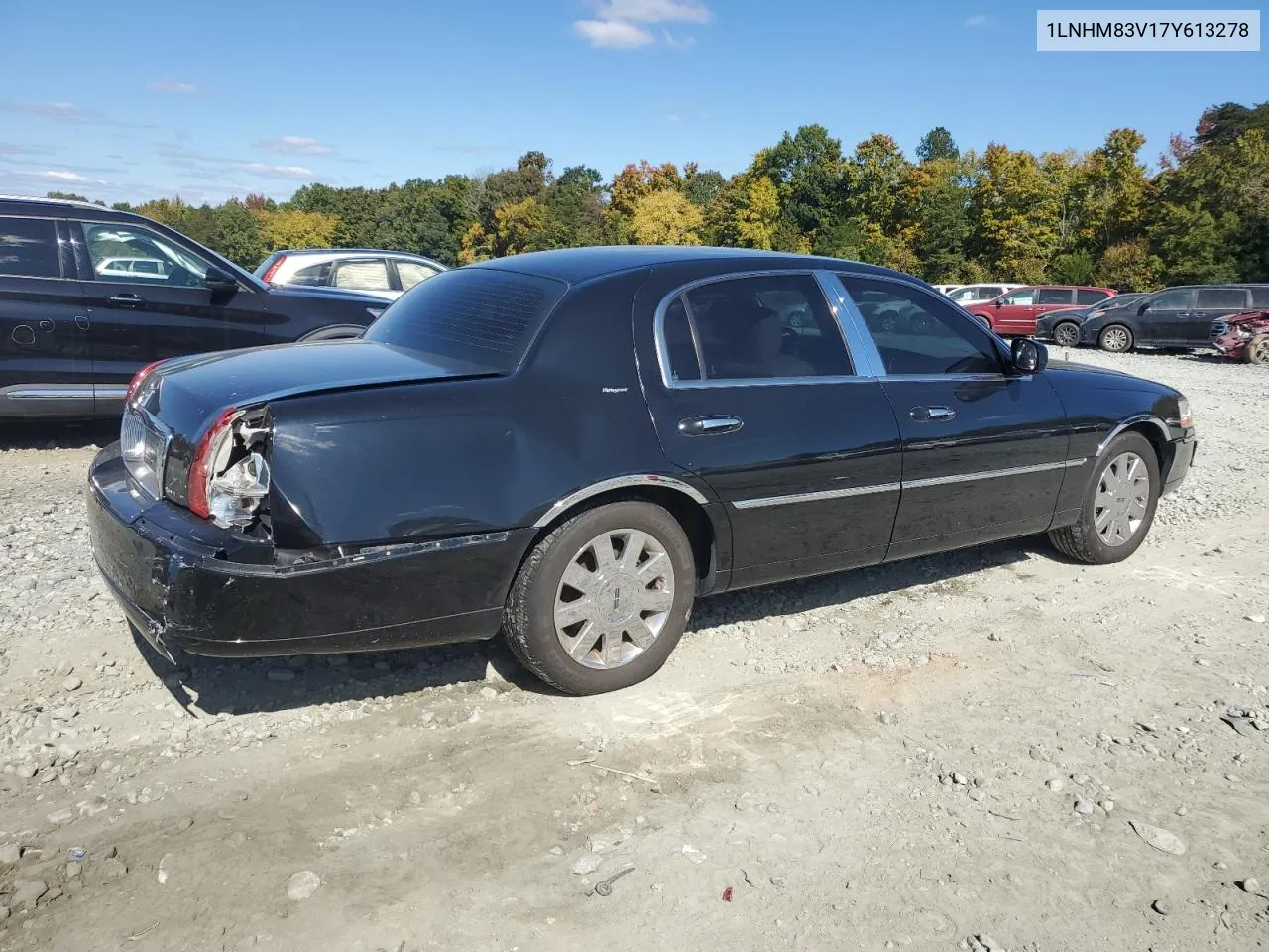 2007 Lincoln Town Car Designer VIN: 1LNHM83V17Y613278 Lot: 76785354