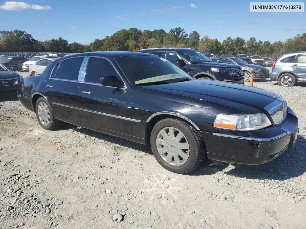 2007 Lincoln Town Car Designer VIN: 1LNHM83V17Y613278 Lot: 76785354