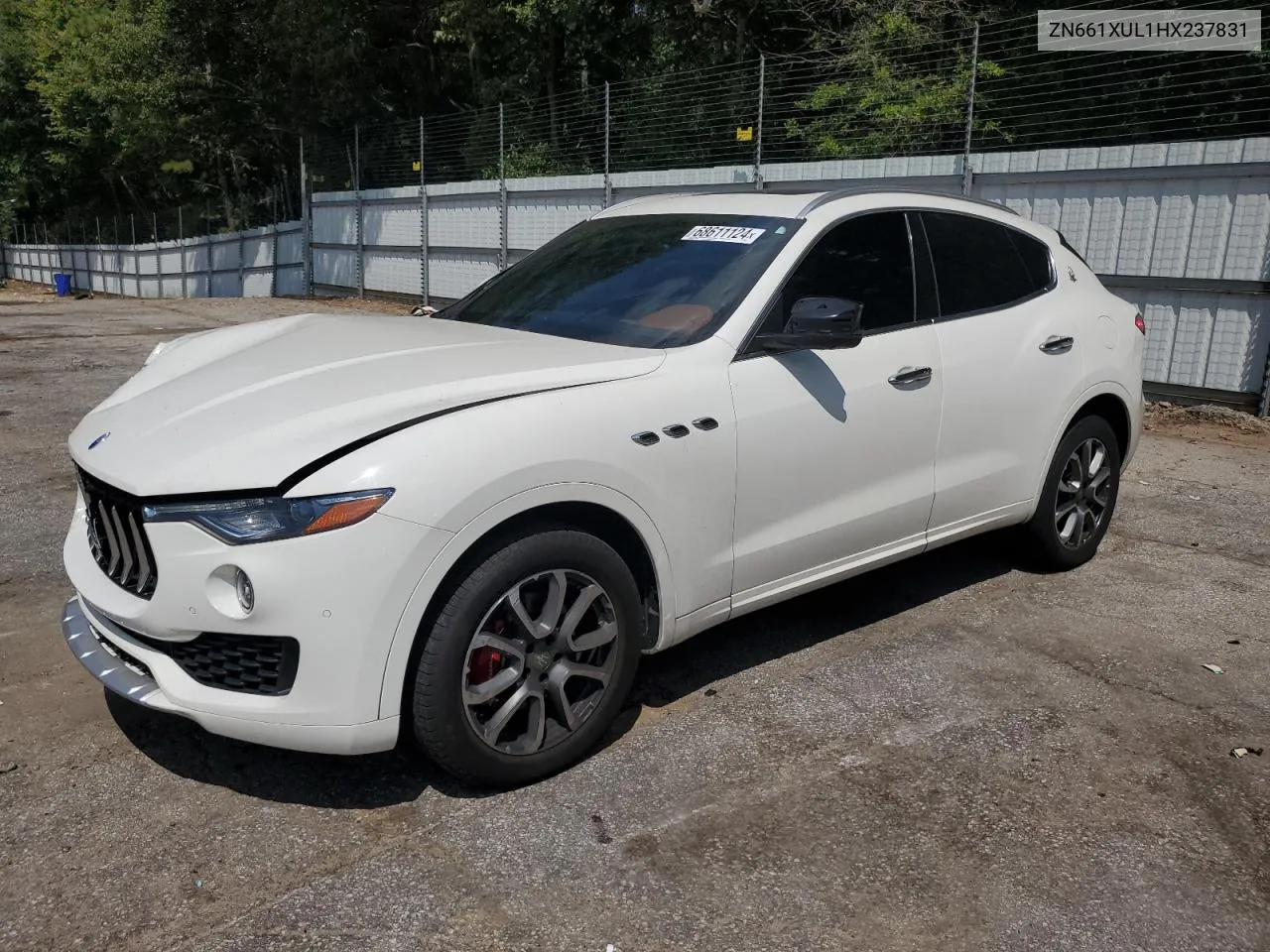 2017 Maserati Levante Luxury VIN: ZN661XUL1HX237831 Lot: 68611124