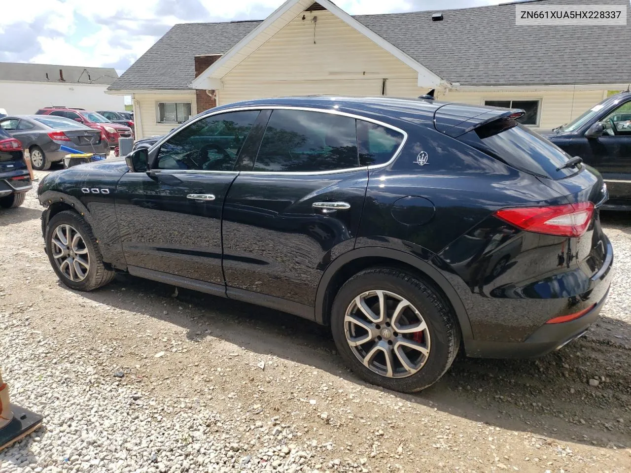 ZN661XUA5HX228337 2017 Maserati Levante