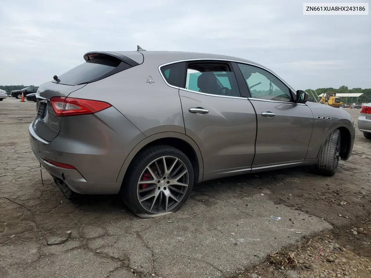 ZN661XUA8HX243186 2017 Maserati Levante