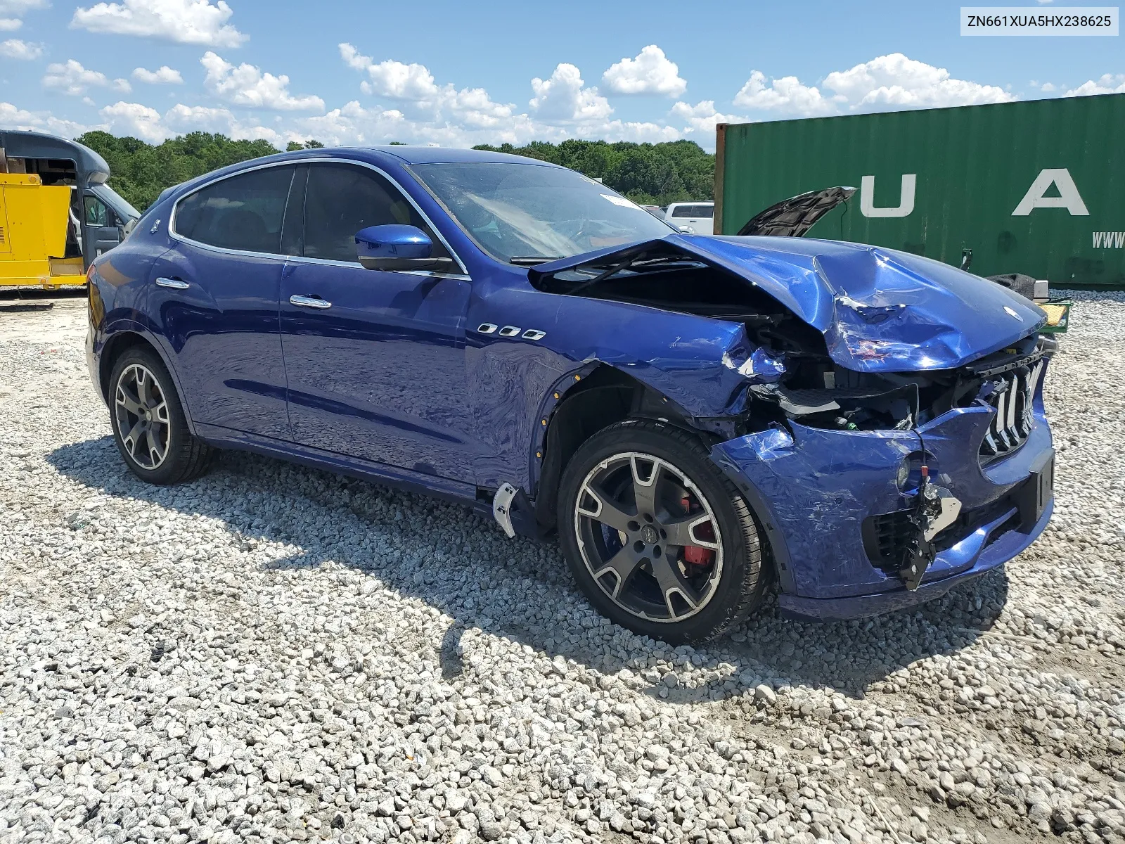 ZN661XUA5HX238625 2017 Maserati Levante