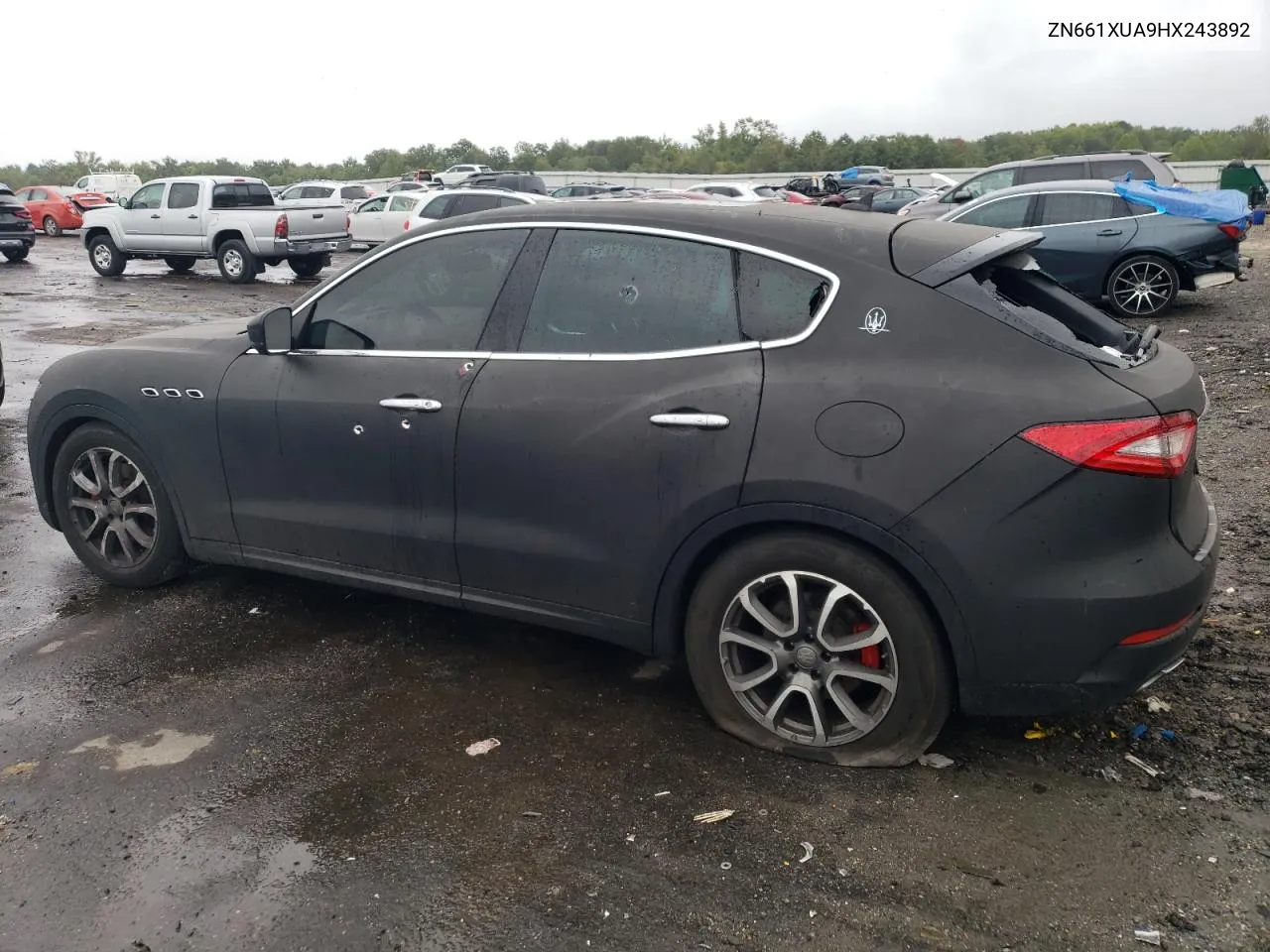 ZN661XUA9HX243892 2017 Maserati Levante