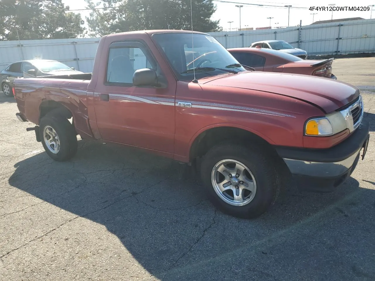 1998 Mazda B2500 VIN: 4F4YR12C0WTM04209 Lot: 73883084