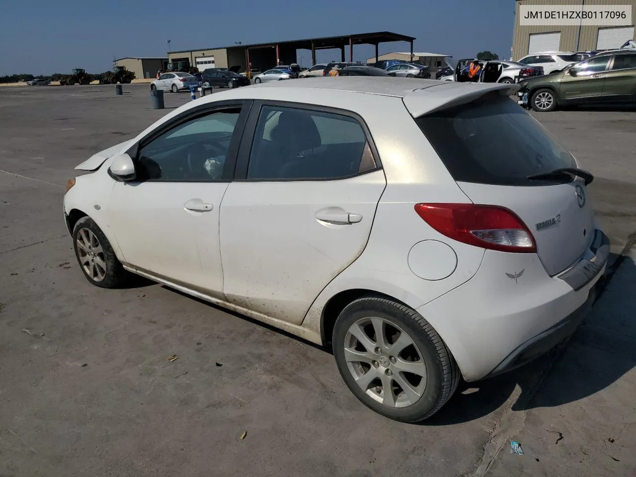 2011 Mazda Mazda2 VIN: JM1DE1HZXB0117096 Lot: 67704764