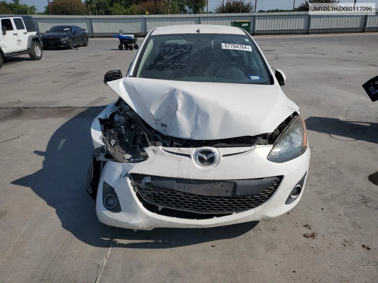 2011 Mazda Mazda2 VIN: JM1DE1HZXB0117096 Lot: 67704764