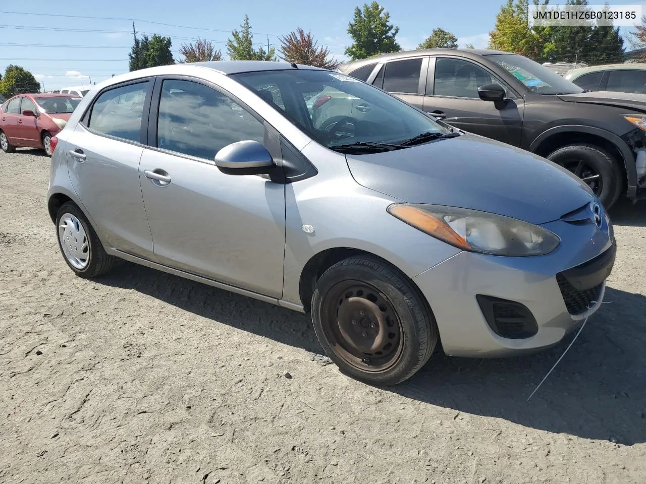 2011 Mazda Mazda2 VIN: JM1DE1HZ6B0123185 Lot: 71122024