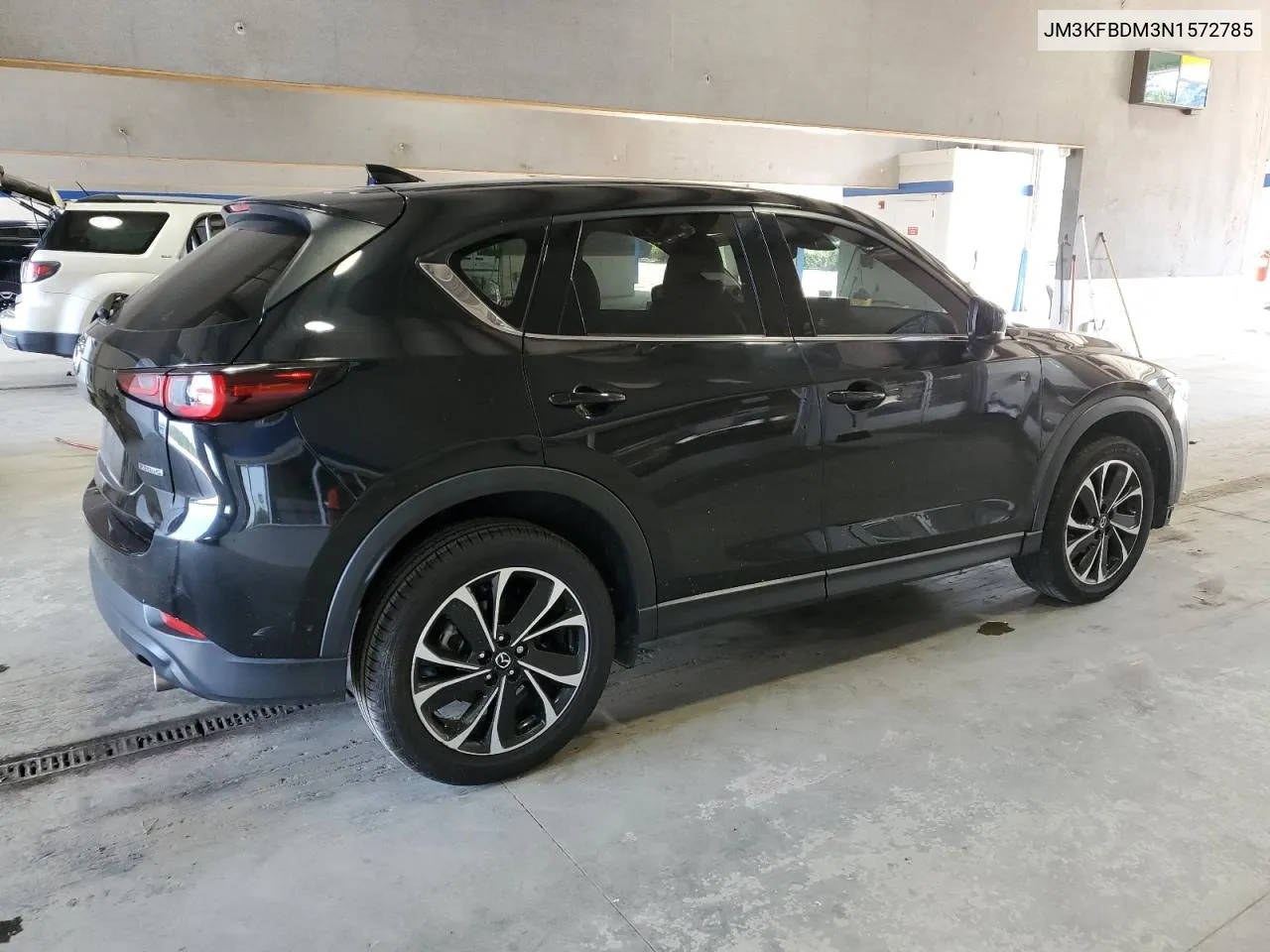 2022 Mazda Cx-5 Premium VIN: JM3KFBDM3N1572785 Lot: 68617234