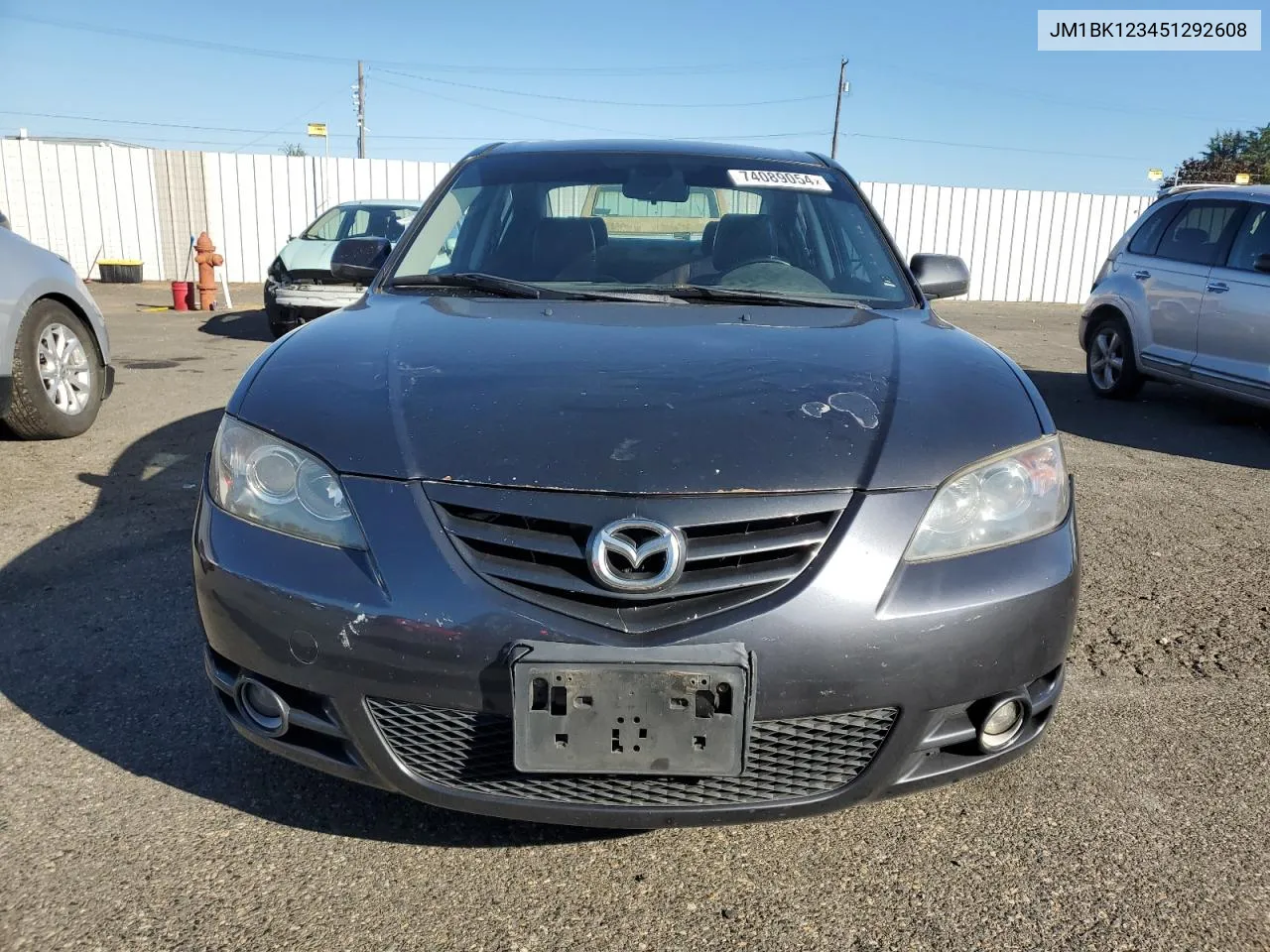 2005 Mazda 3 S VIN: JM1BK123451292608 Lot: 74089054