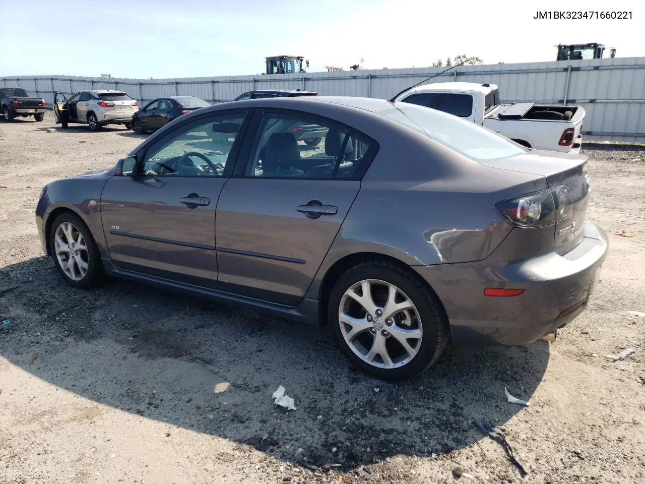 2007 Mazda 3 S VIN: JM1BK323471660221 Lot: 67888424