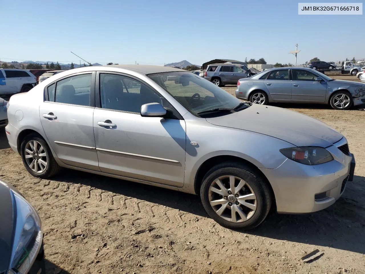 2007 Mazda 3 I VIN: JM1BK32G671666718 Lot: 72412564