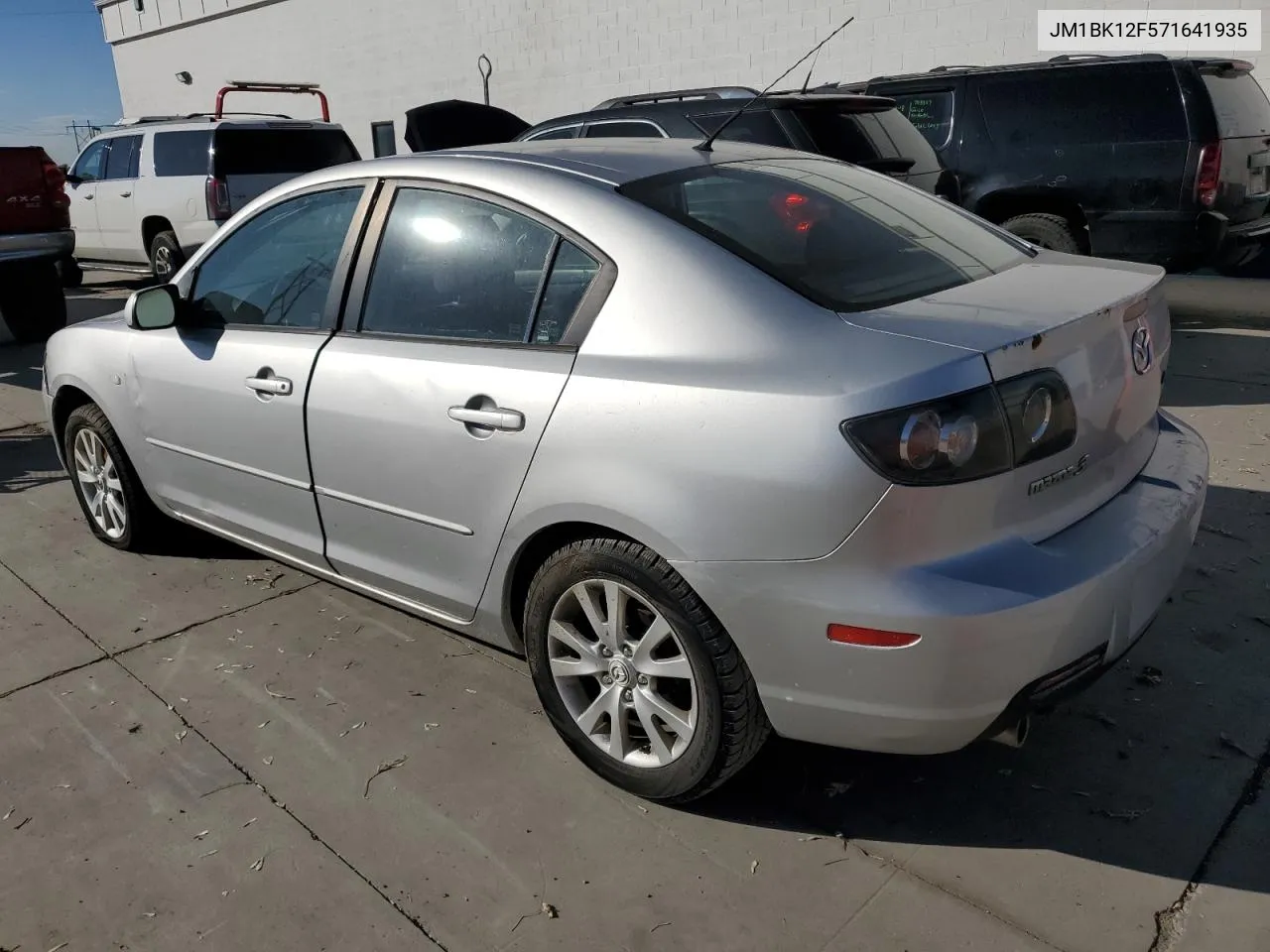 JM1BK12F571641935 2007 Mazda 3 I