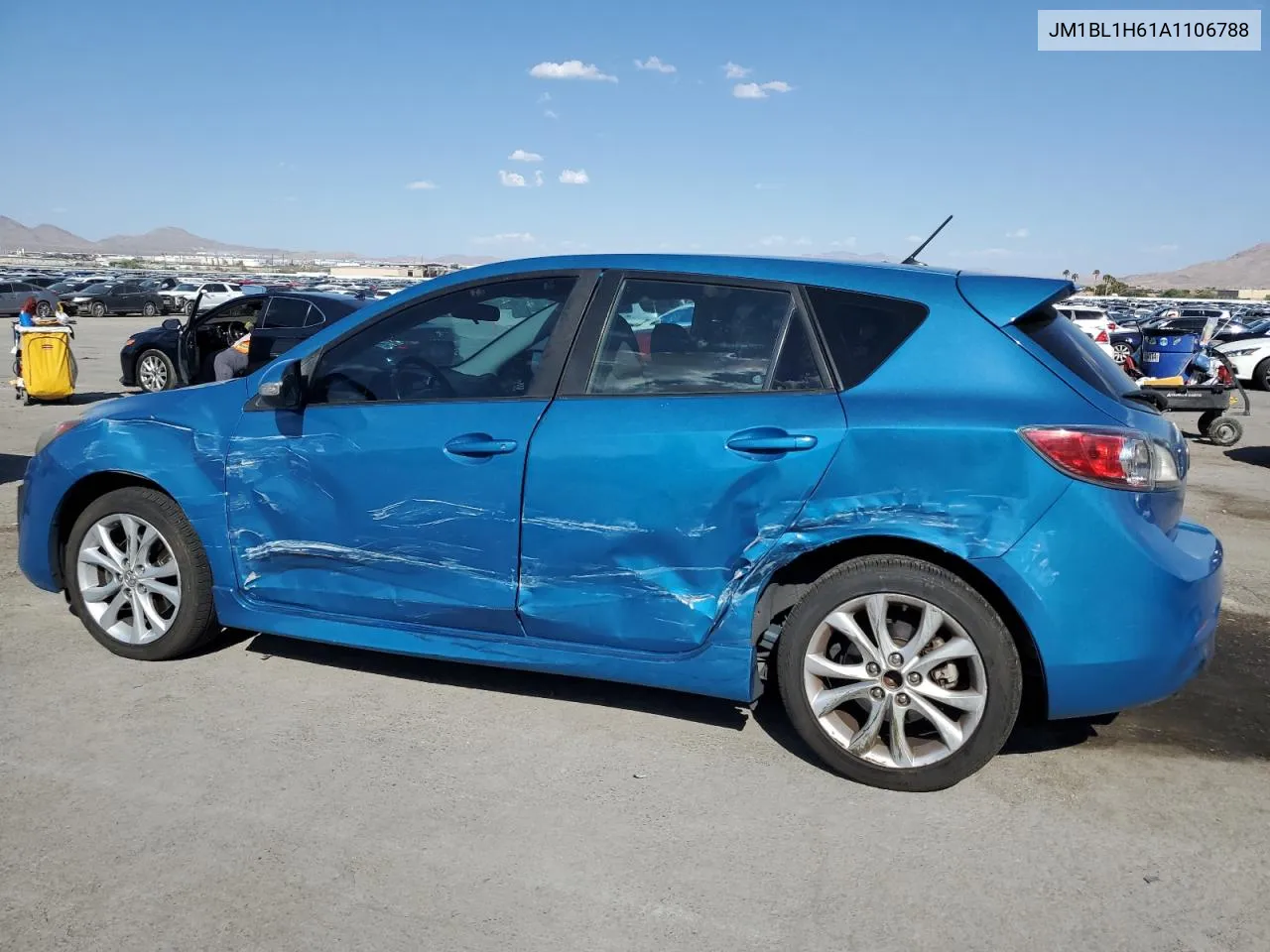 2010 Mazda 3 S VIN: JM1BL1H61A1106788 Lot: 70132884