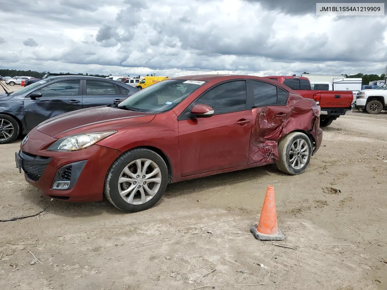 2010 Mazda 3 S VIN: JM1BL1S54A1219909 Lot: 70921394