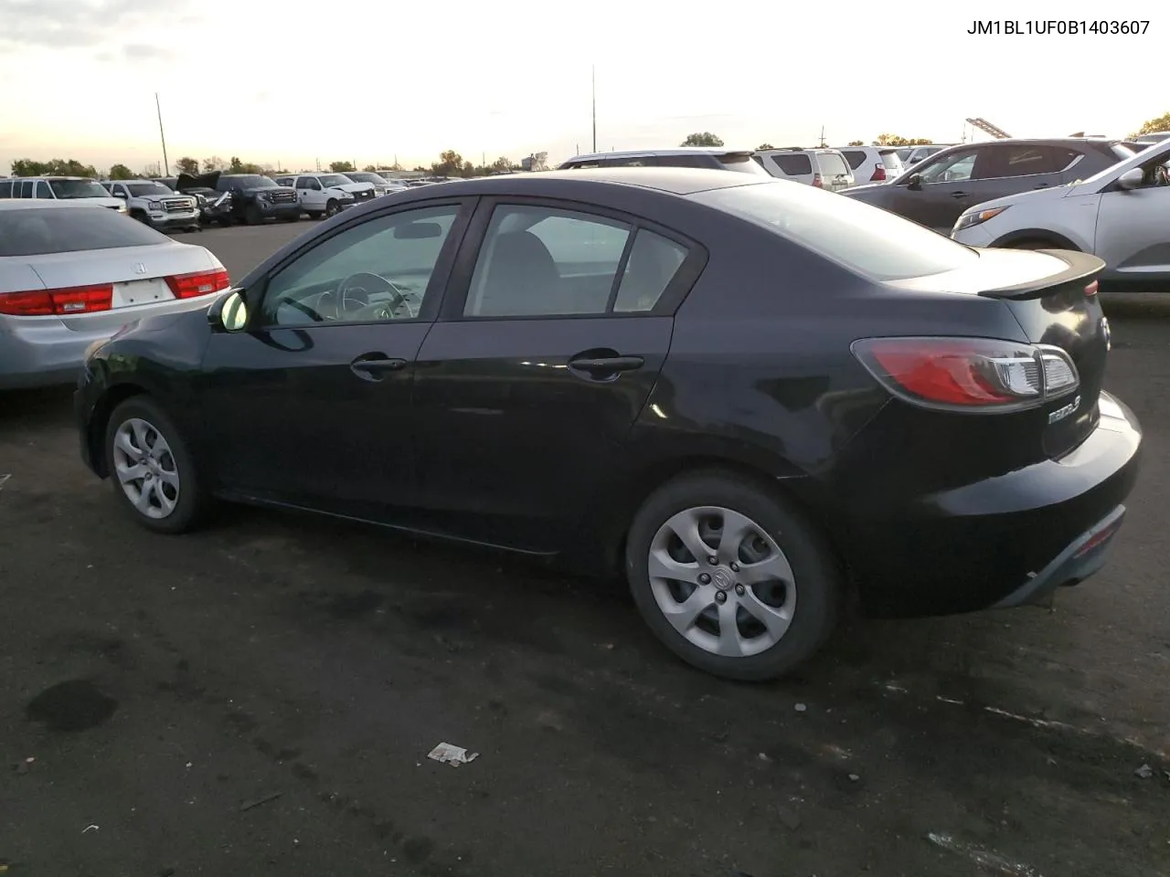 2011 Mazda 3 I VIN: JM1BL1UF0B1403607 Lot: 73783014