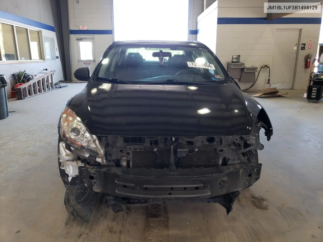 JM1BL1UF3B1498129 2011 Mazda 3 I