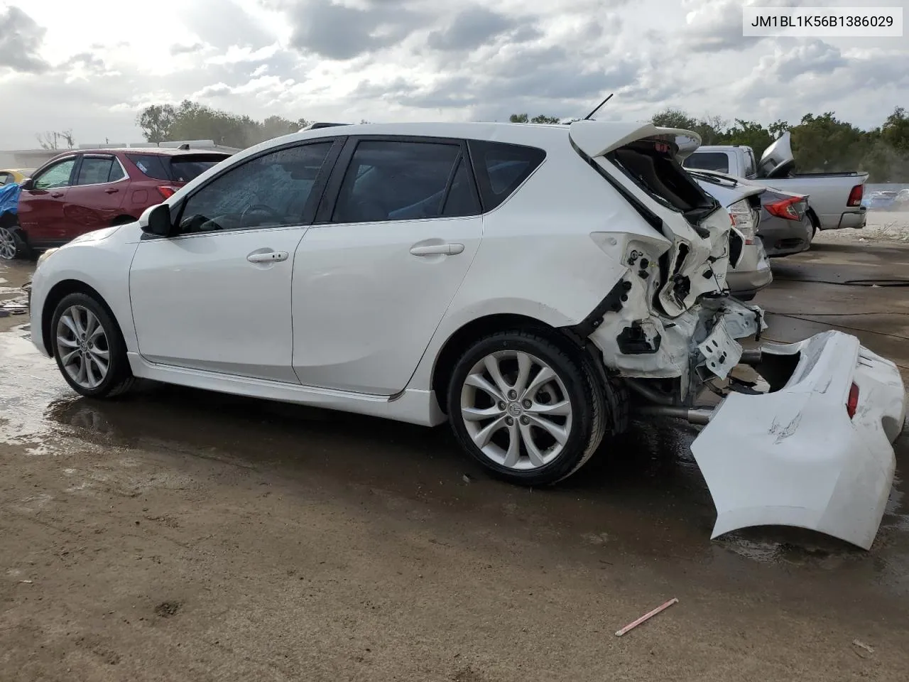 2011 Mazda 3 S VIN: JM1BL1K56B1386029 Lot: 82004693