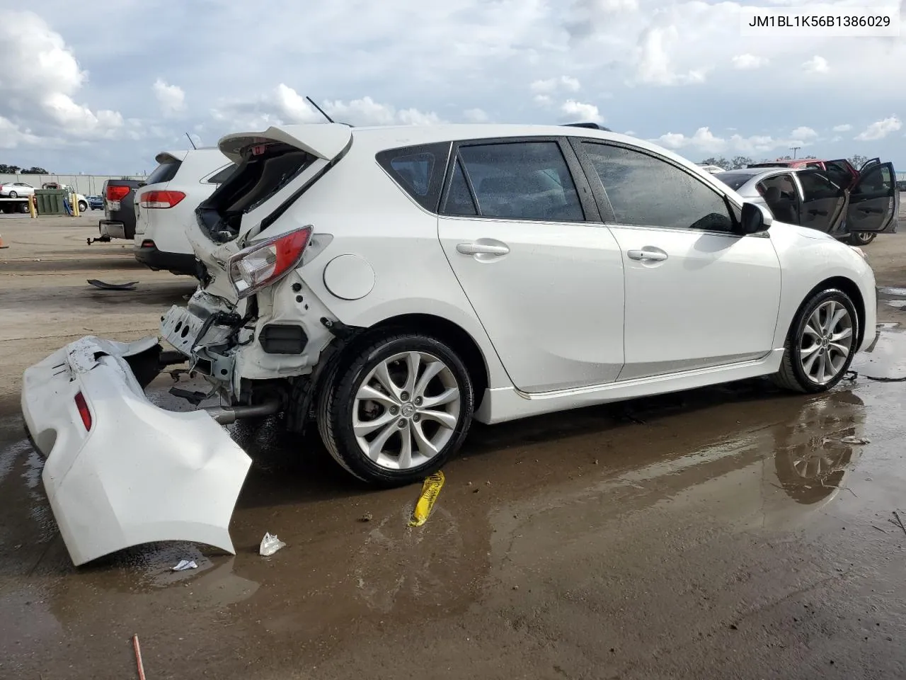 2011 Mazda 3 S VIN: JM1BL1K56B1386029 Lot: 82004693