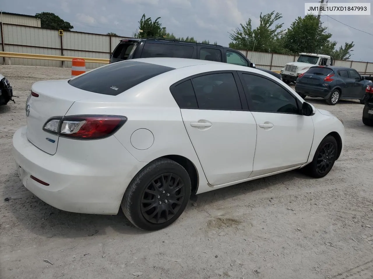 2013 Mazda 3 I VIN: JM1BL1U7XD1847993 Lot: 64069844