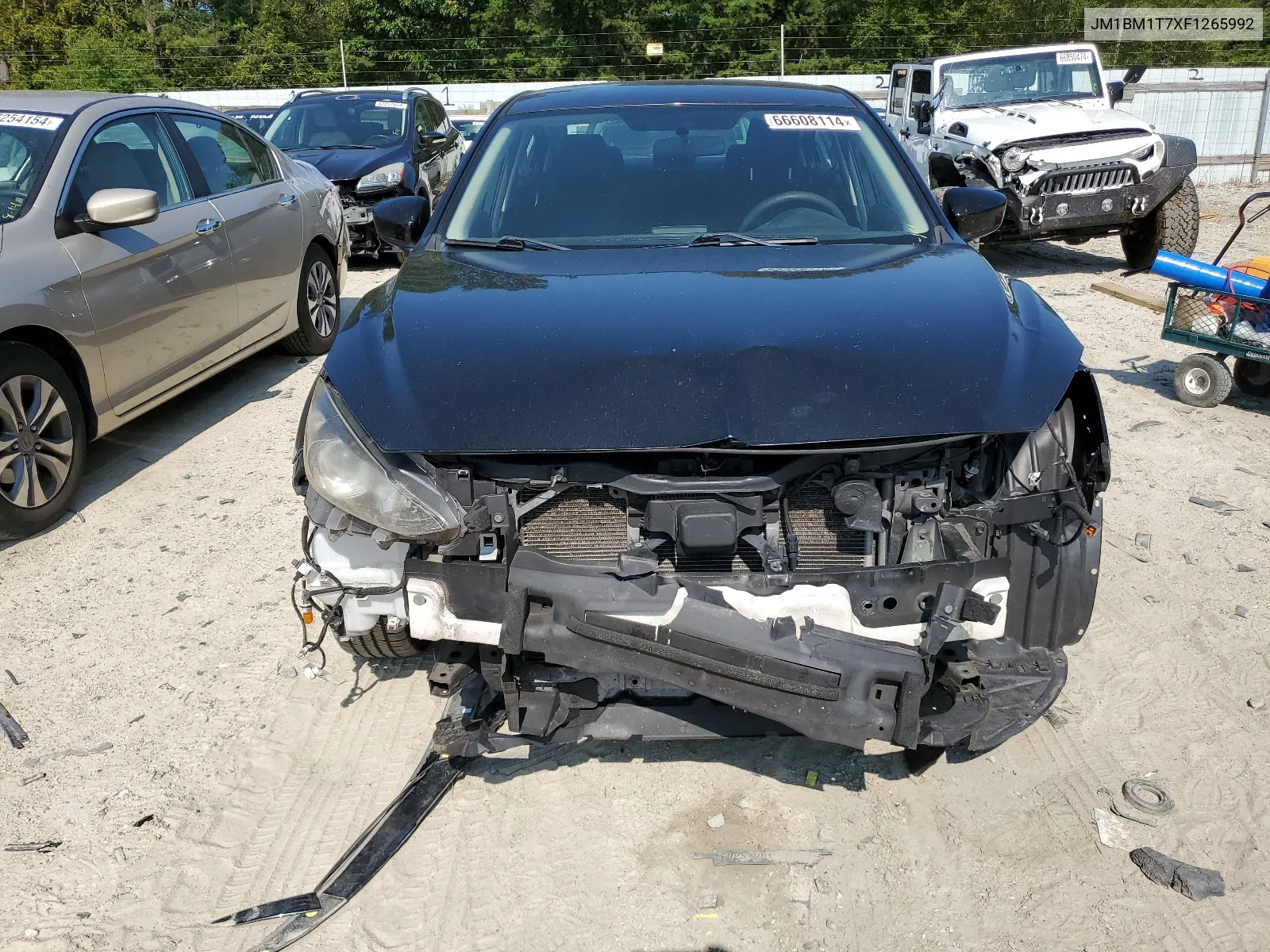 JM1BM1T7XF1265992 2015 Mazda 3 Sv