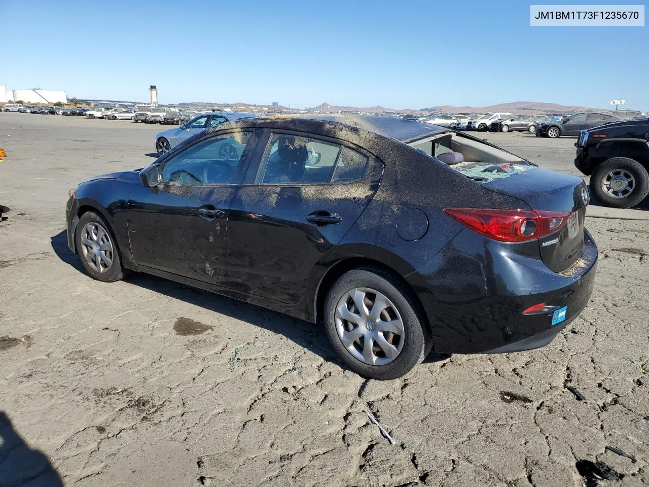 JM1BM1T73F1235670 2015 Mazda 3 Sv