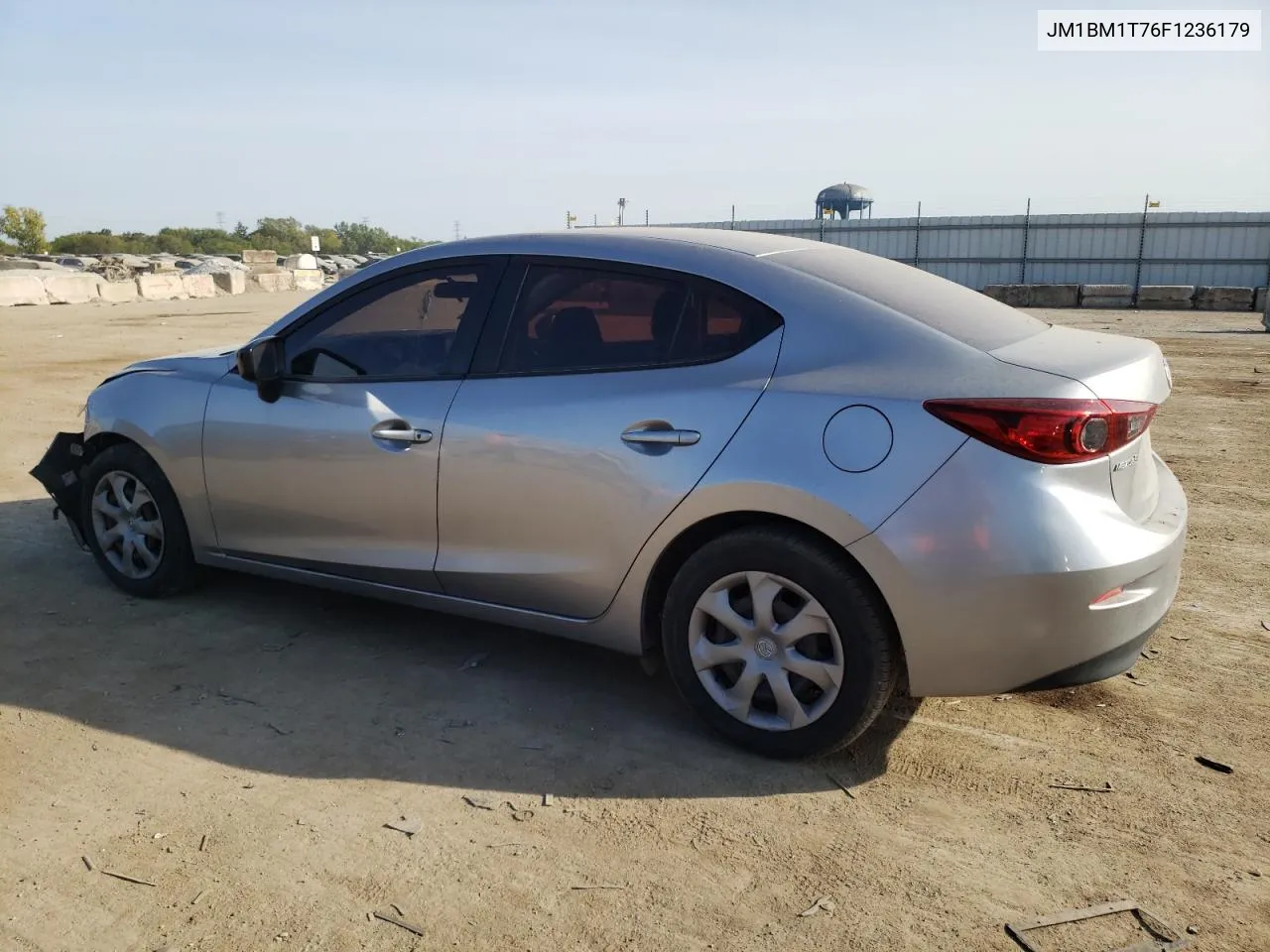 JM1BM1T76F1236179 2015 Mazda 3 Sv