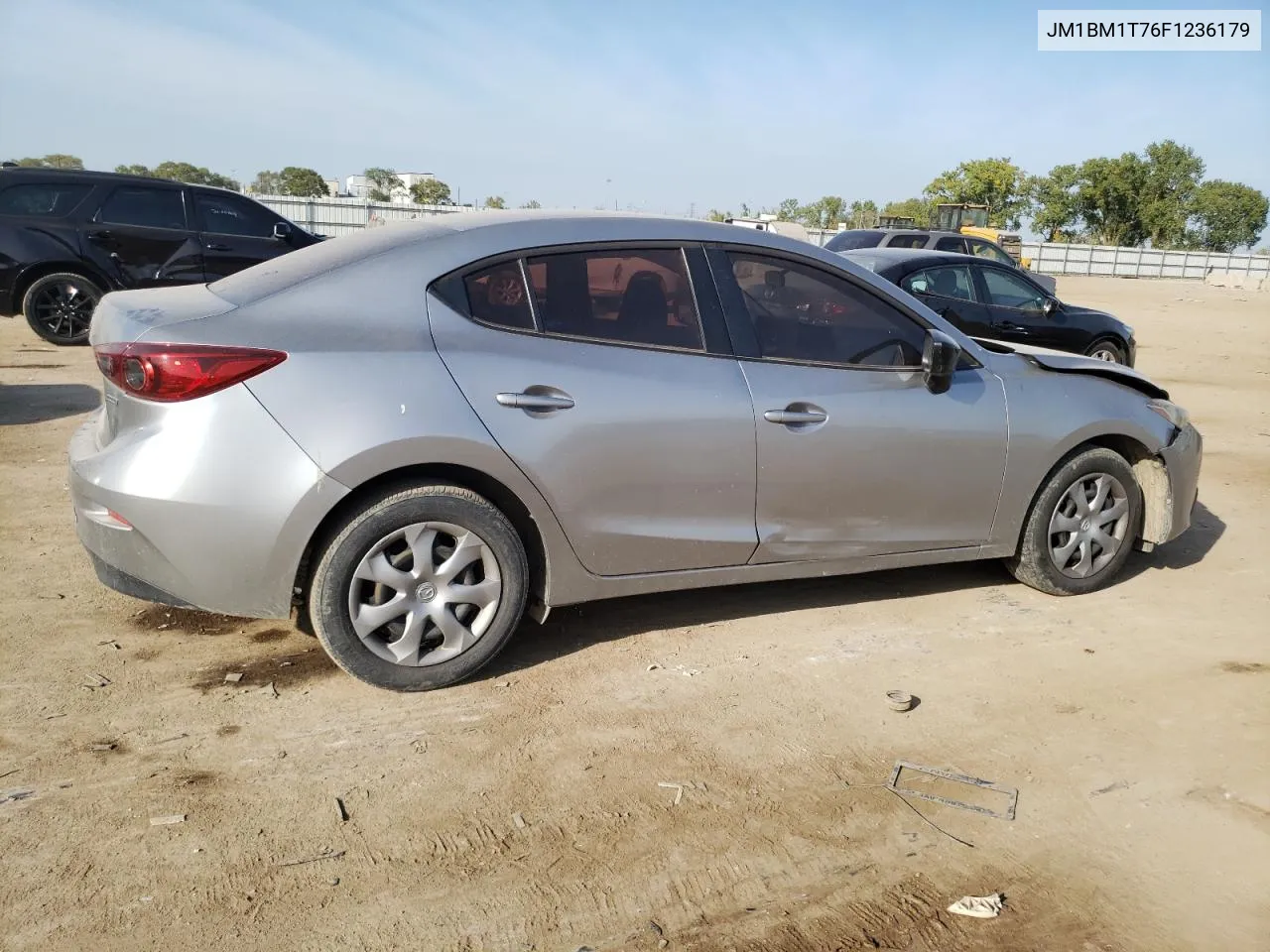 JM1BM1T76F1236179 2015 Mazda 3 Sv