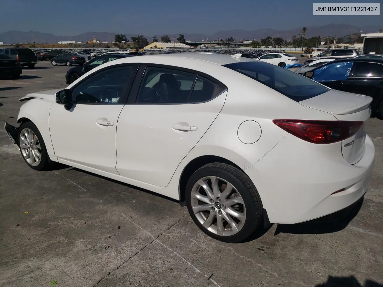 2015 Mazda 3 Touring VIN: JM1BM1V31F1221437 Lot: 75649234