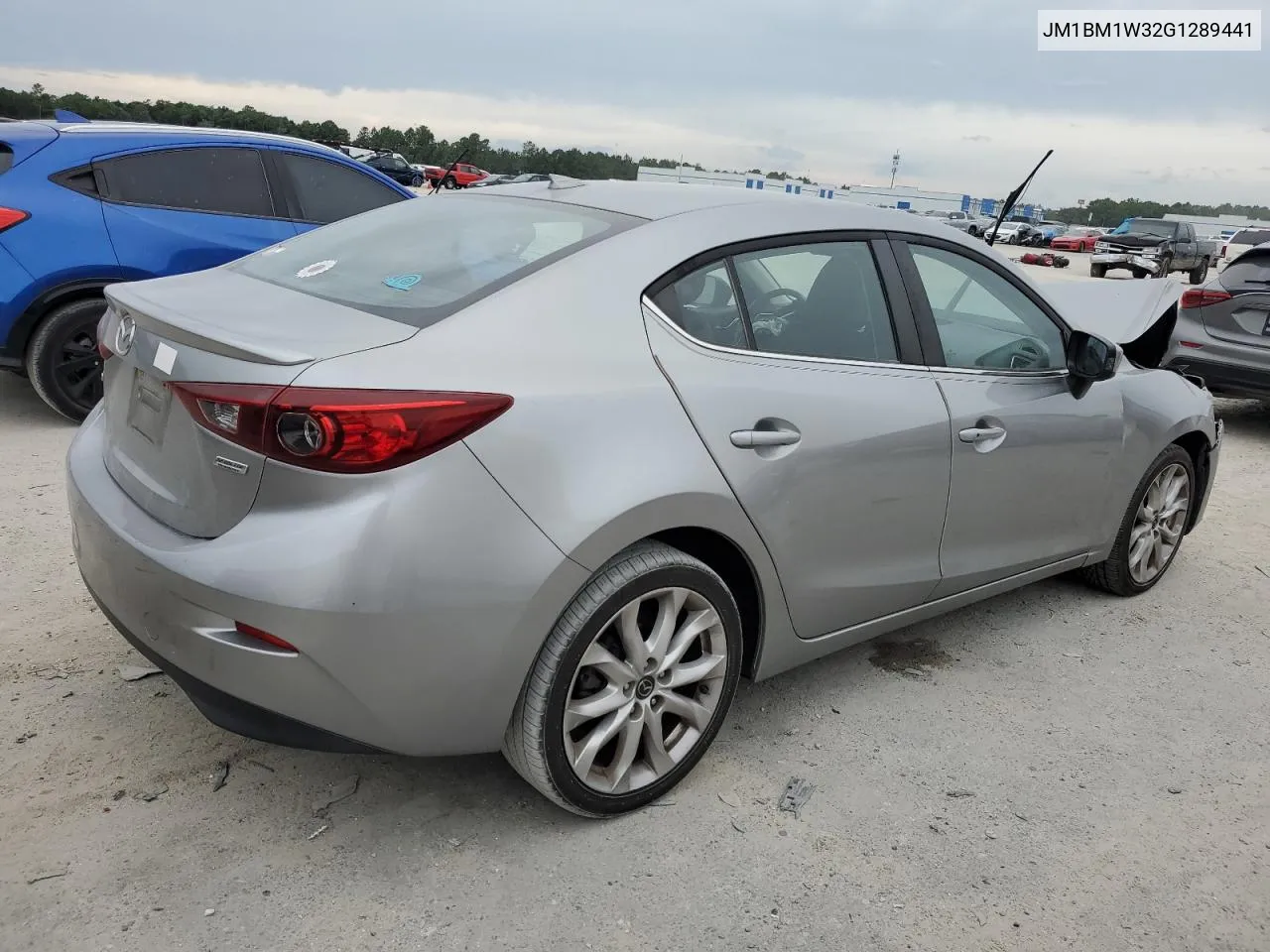 JM1BM1W32G1289441 2016 Mazda 3 Touring