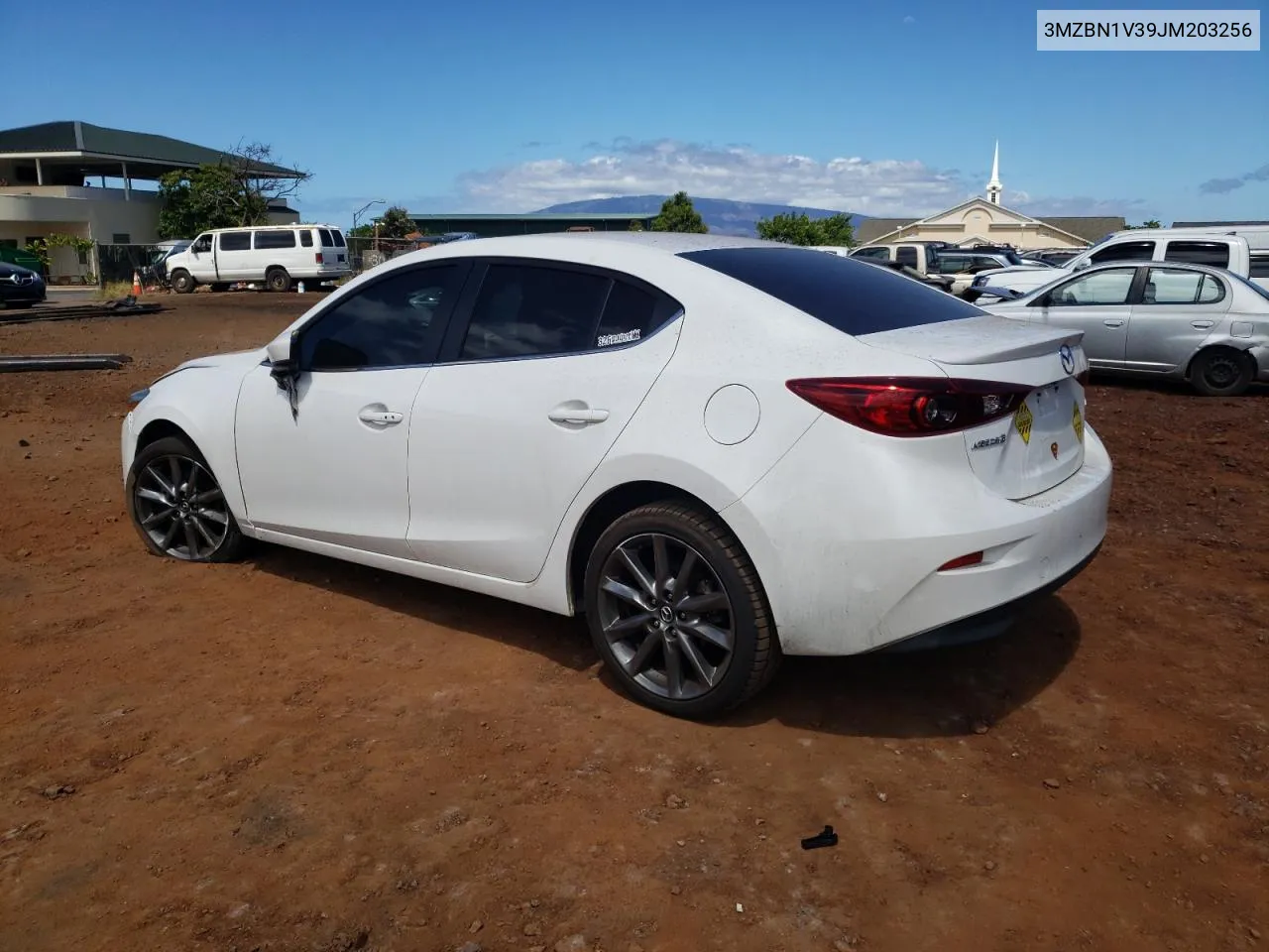 3MZBN1V39JM203256 2018 Mazda 3 Touring