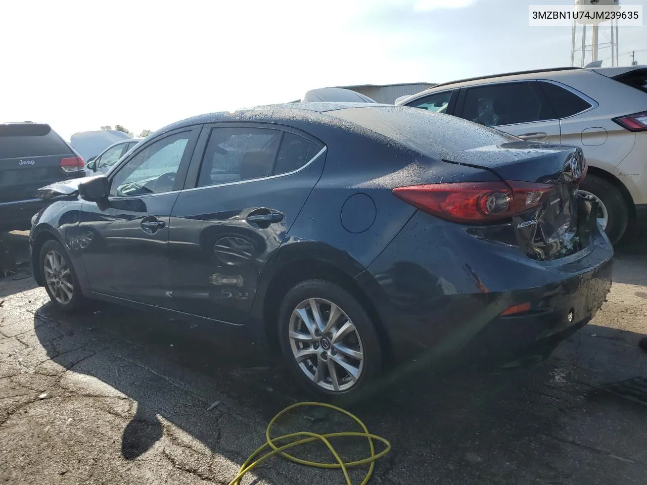 3MZBN1U74JM239635 2018 Mazda 3 Sport