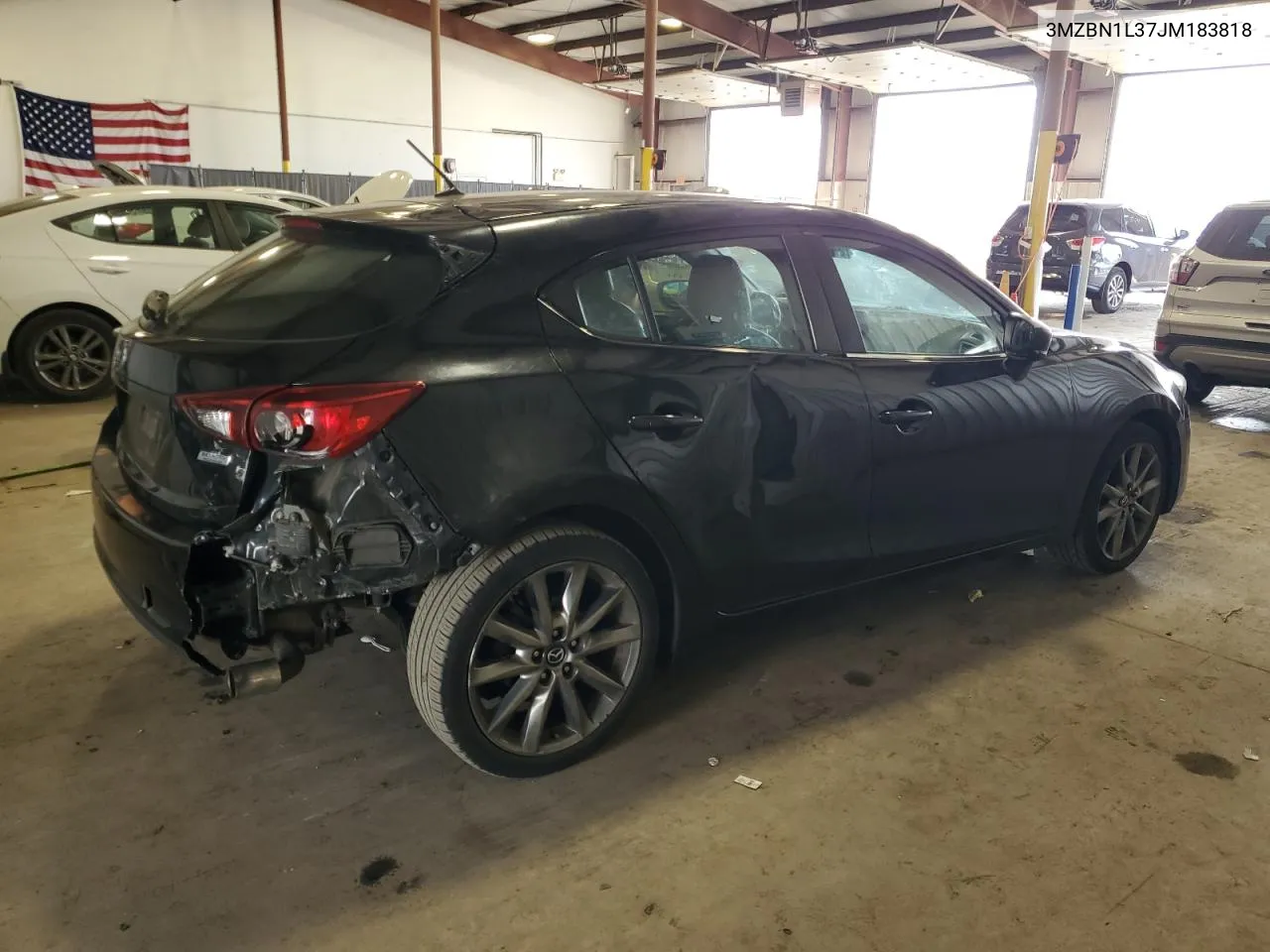 3MZBN1L37JM183818 2018 Mazda 3 Touring