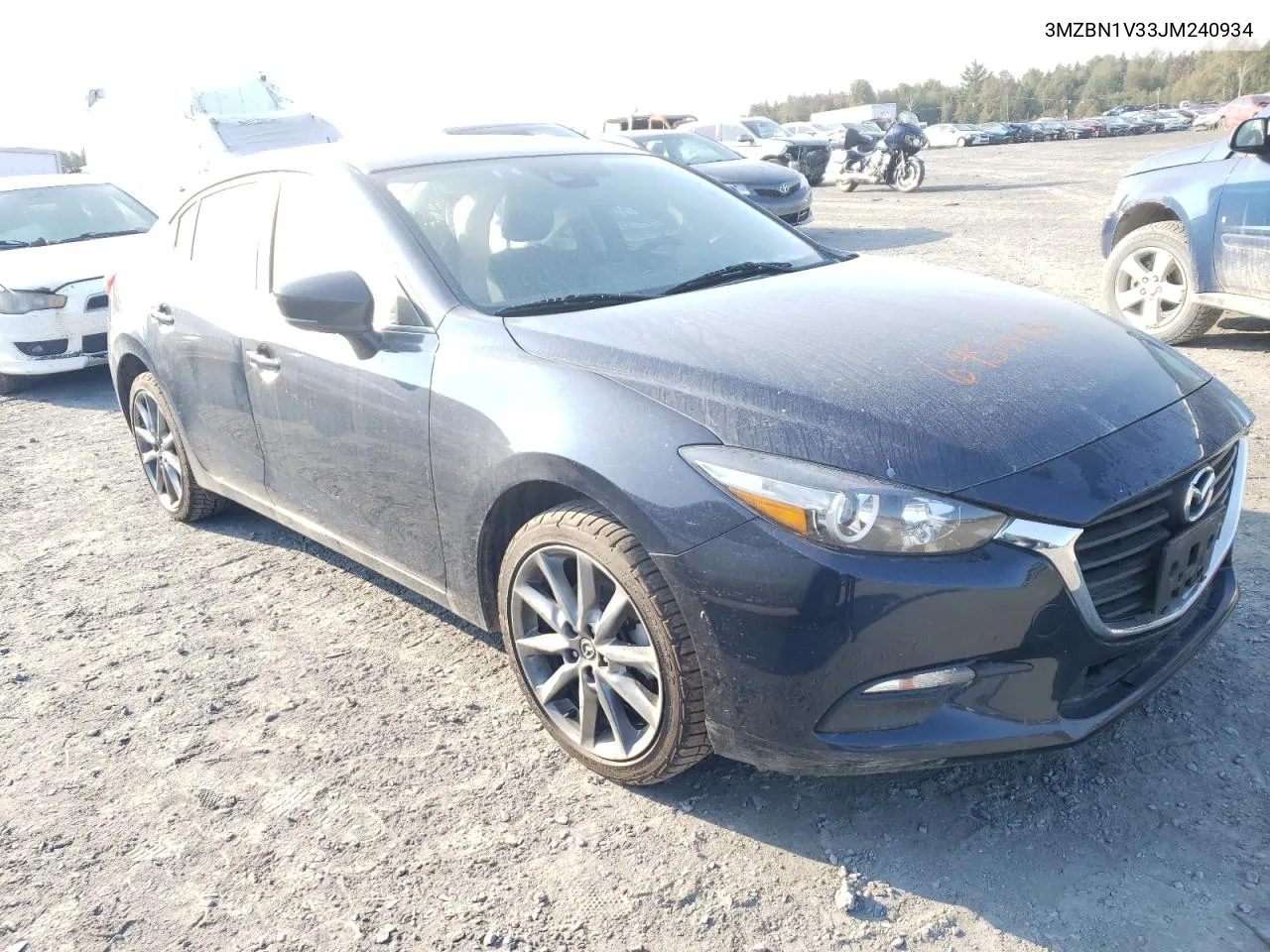 3MZBN1V33JM240934 2018 Mazda 3 Touring