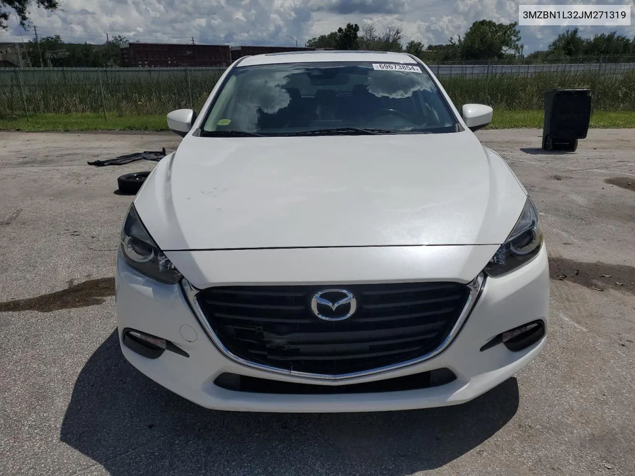 3MZBN1L32JM271319 2018 Mazda 3 Touring