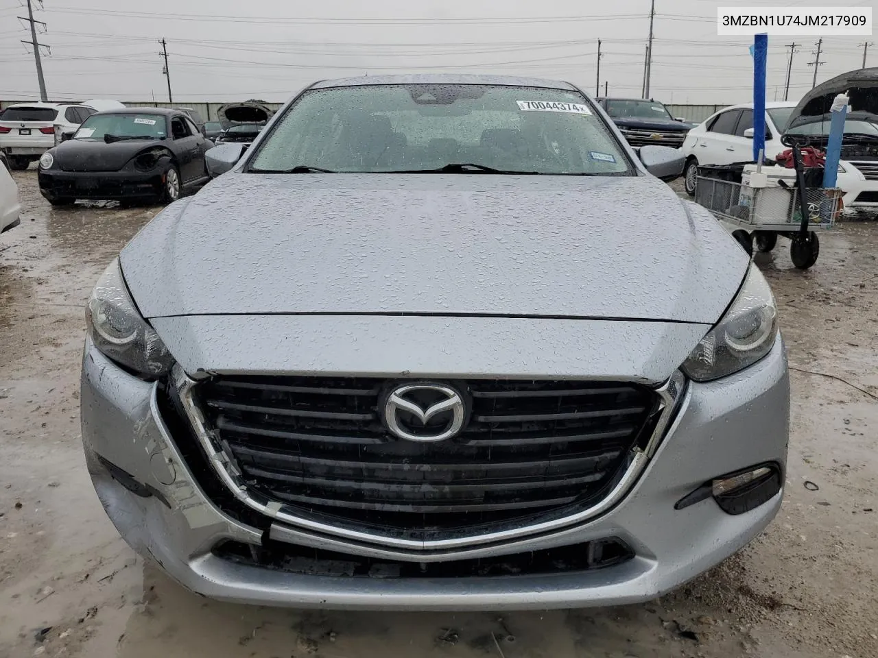 3MZBN1U74JM217909 2018 Mazda 3 Sport