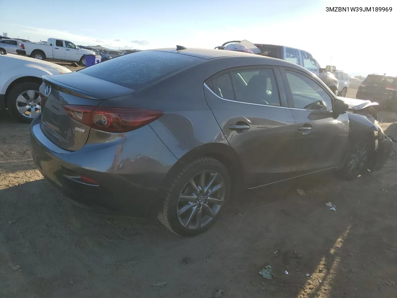 3MZBN1W39JM189969 2018 Mazda 3 Grand Touring