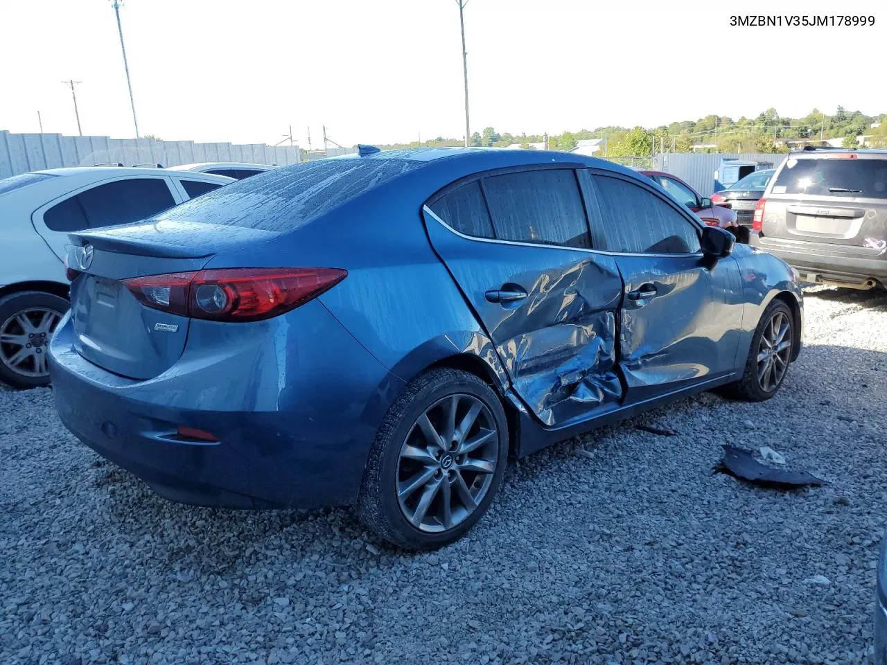 2018 Mazda 3 Touring VIN: 3MZBN1V35JM178999 Lot: 72095994