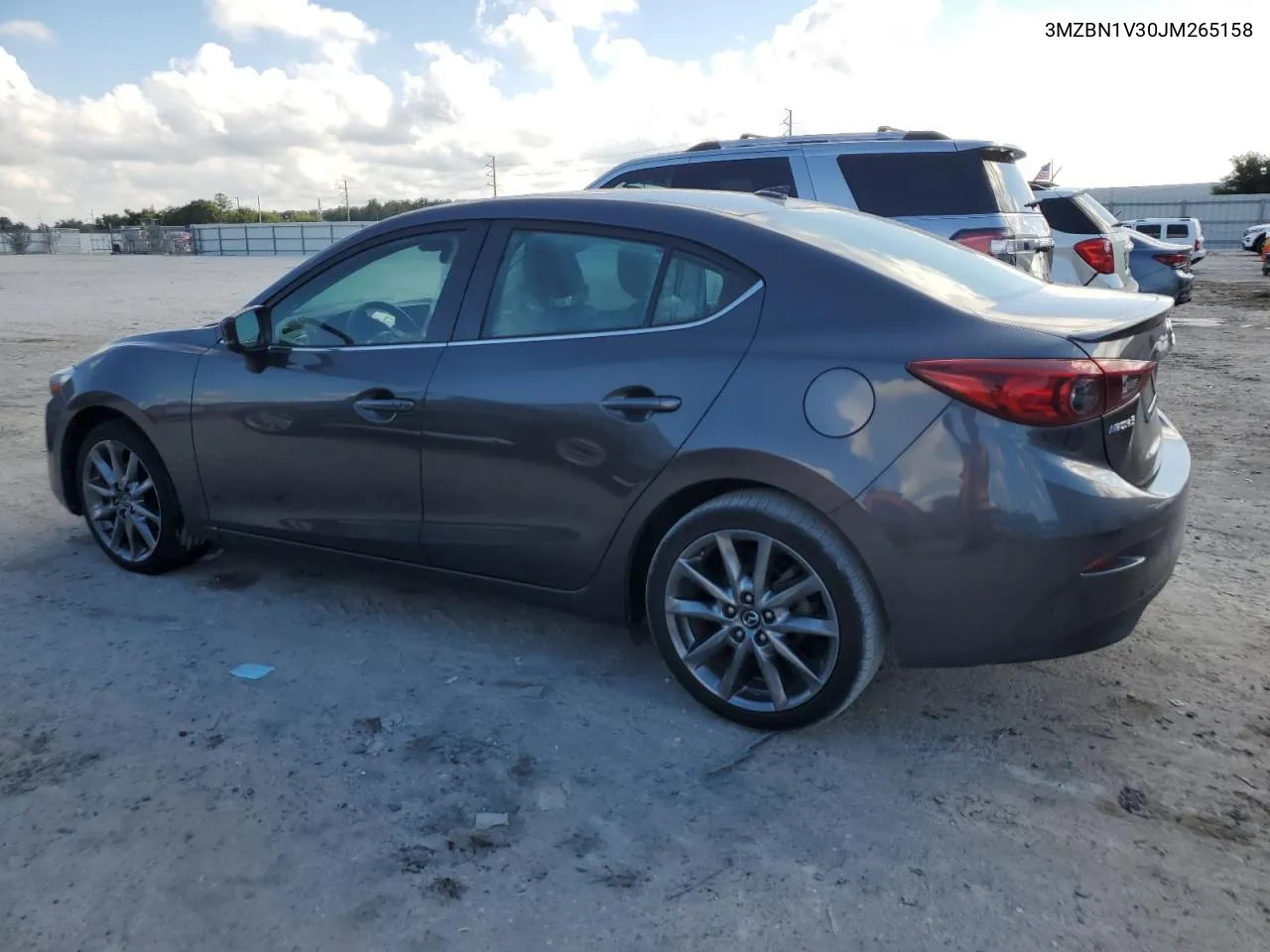 2018 Mazda 3 Touring VIN: 3MZBN1V30JM265158 Lot: 72146624