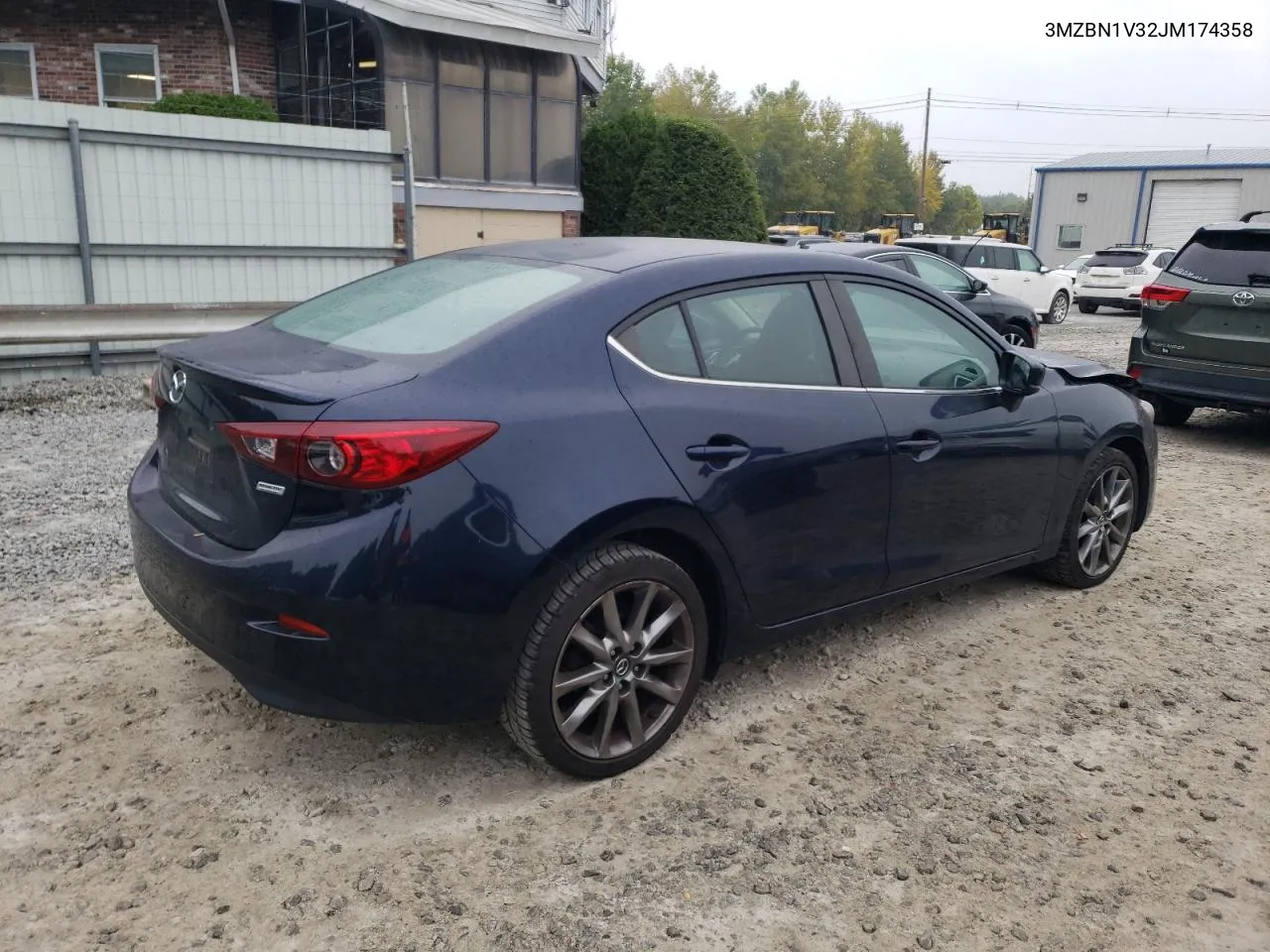 3MZBN1V32JM174358 2018 Mazda 3 Touring