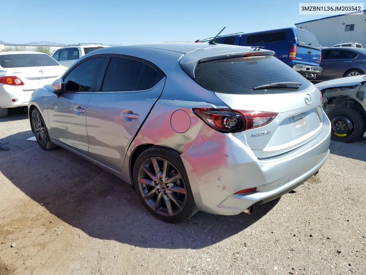 3MZBN1L36JM203542 2018 Mazda 3 Touring